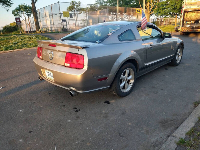 2009 Ford Mustang V6 Premium