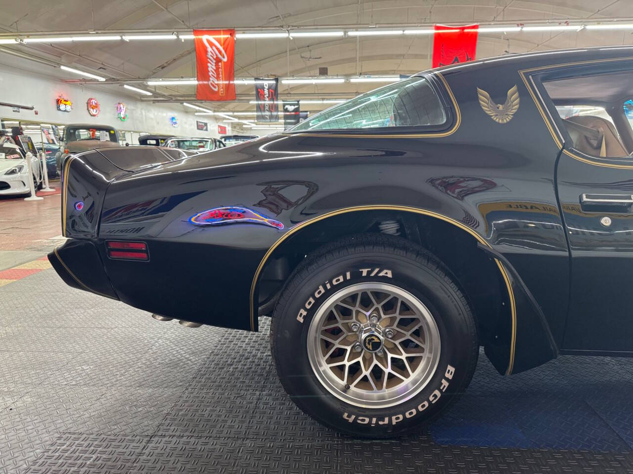 1979 Pontiac Firebird 23