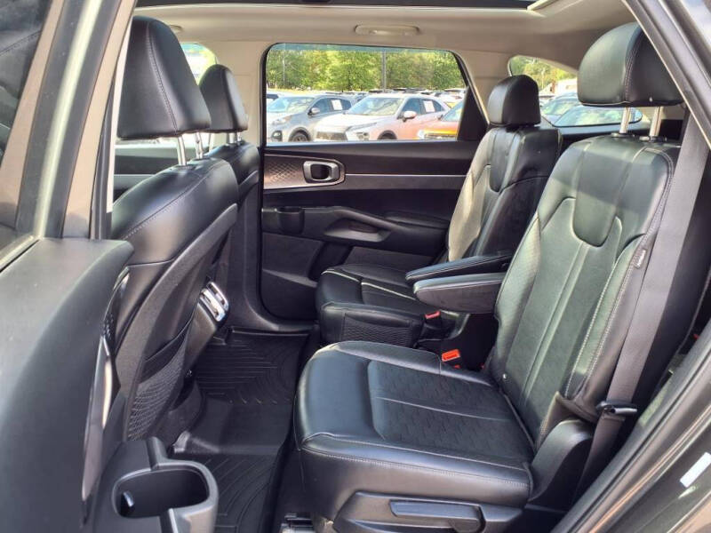 2025 Kia Sorento Hybrid EX