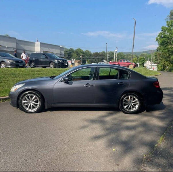 2009 Infiniti G37 Sedan x