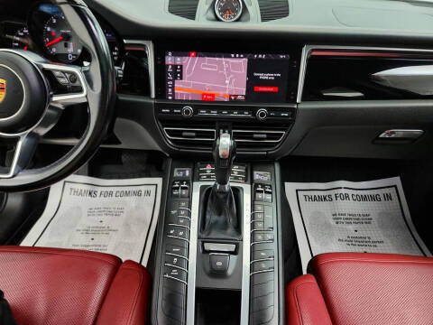 2021 Porsche Macan S