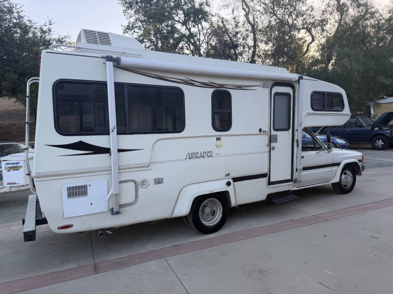 1987 Toyota SUNRADER