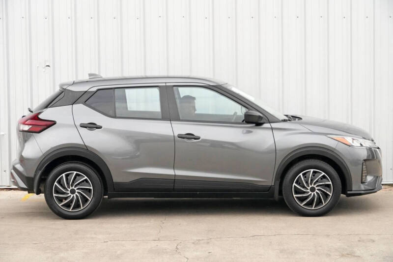 2021 Nissan Kicks S