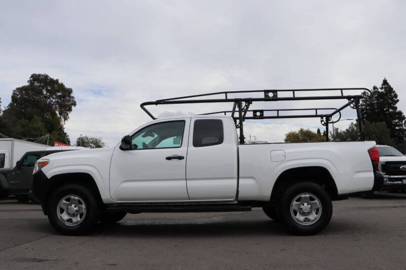 2019 Toyota Tacoma SR