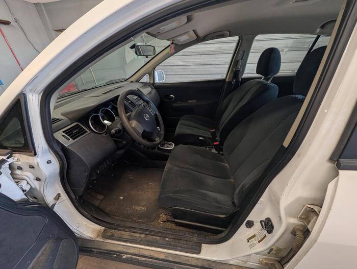 2012 Nissan Versa 1.8 SL