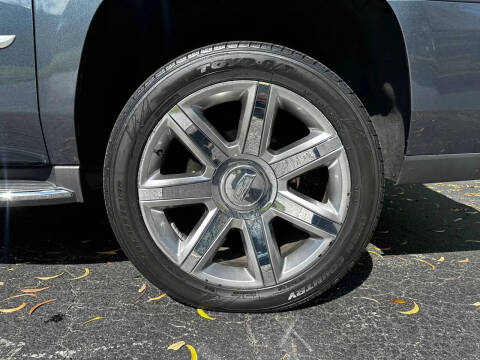 2020 Cadillac Escalade ESV Luxury