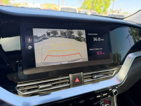2022 Kia Niro Touring Special Edition