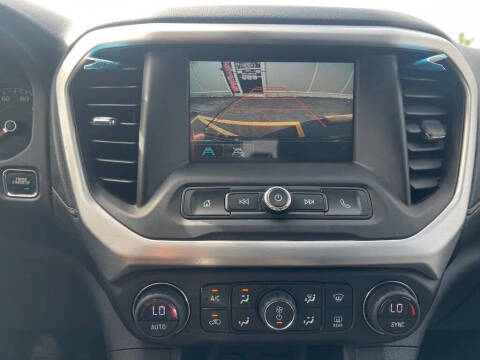 2017 GMC Acadia SLE-1