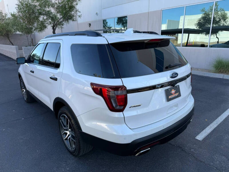 2017 Ford Explorer Sport