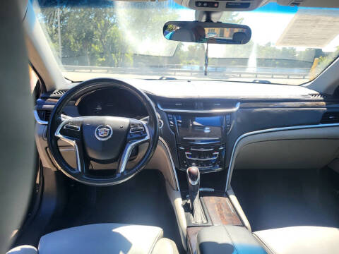 2014 Cadillac XTS Luxury Collection