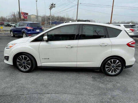 2017 Ford C-MAX Hybrid Titanium