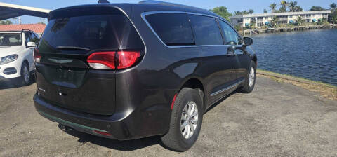 2018 Chrysler Pacifica Touring L