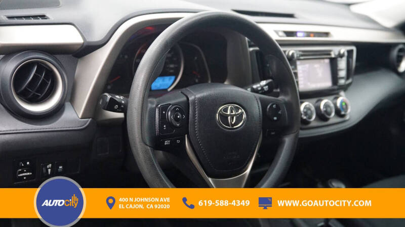2015 Toyota RAV4 LE