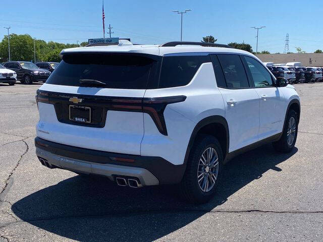 2025 Chevrolet Traverse LT