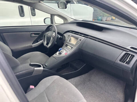 2013 Toyota Prius Two