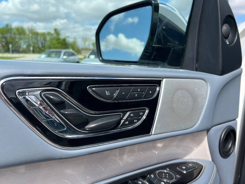2020 Lincoln Navigator Black Label