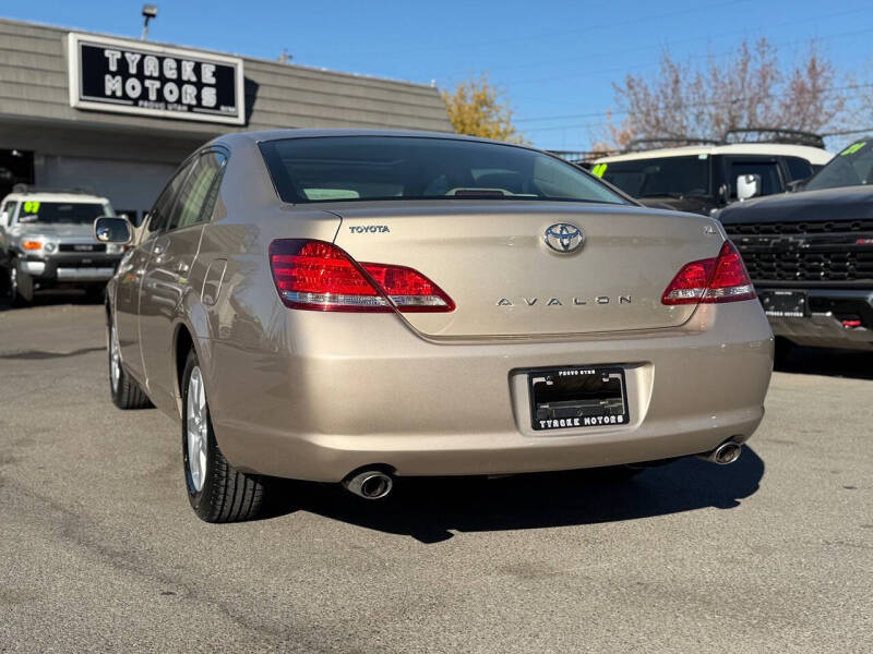 2007 Toyota Avalon XL