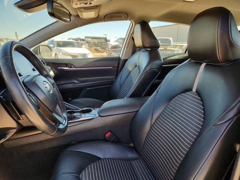 2023 Toyota Camry SE