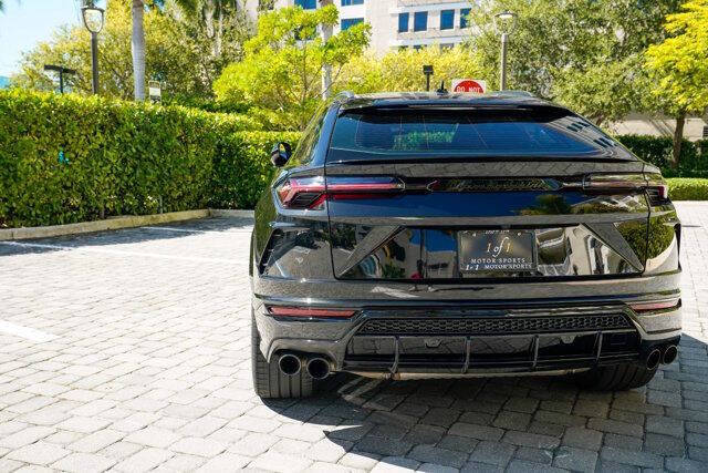 2022 Lamborghini Urus