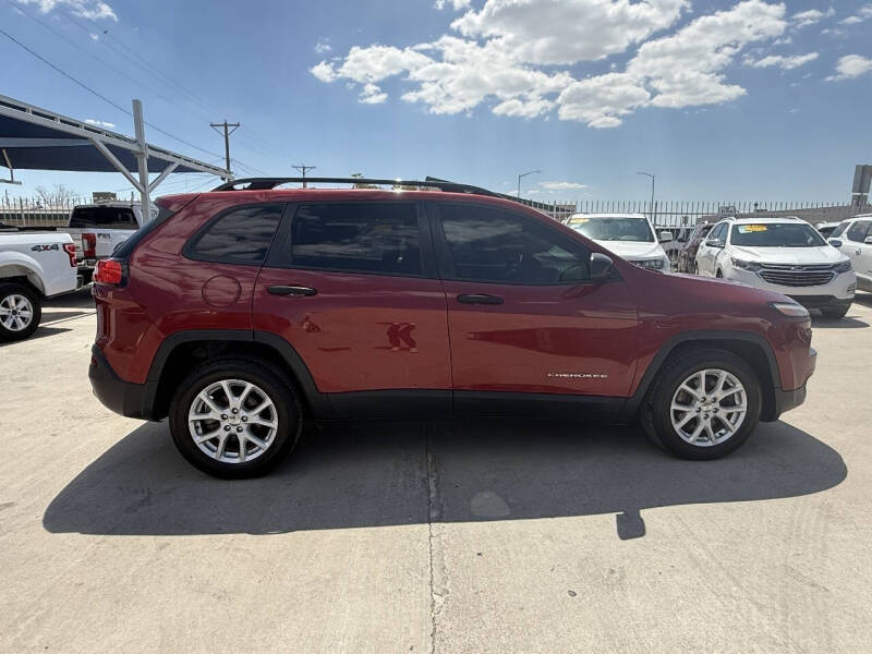 2016 Jeep Cherokee Sport