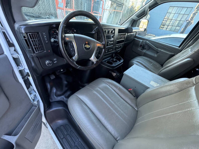 2017 Chevrolet Express 3500