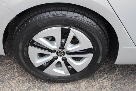 2017 Toyota Prius Three