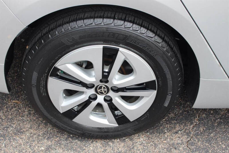 2017 Toyota Prius Three