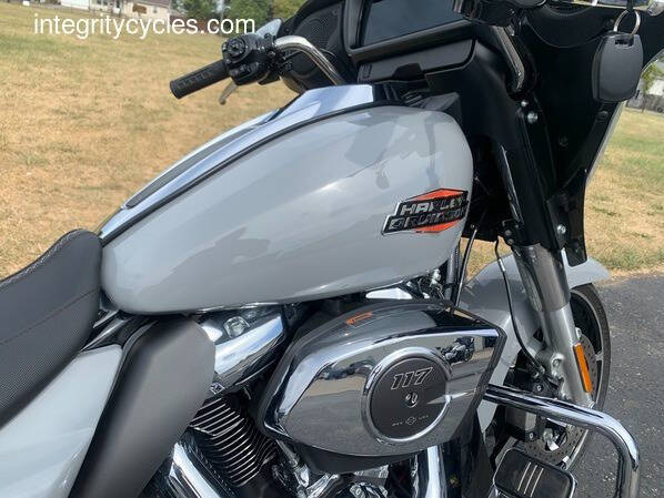 2024 Harley-Davidson Street Glide