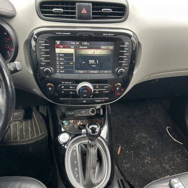 2016 Kia Soul +