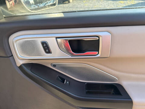 2020 Ford Explorer Platinum