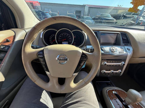2011 Nissan Murano LE