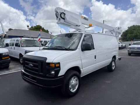 2011 Ford E-Series E-350 SD