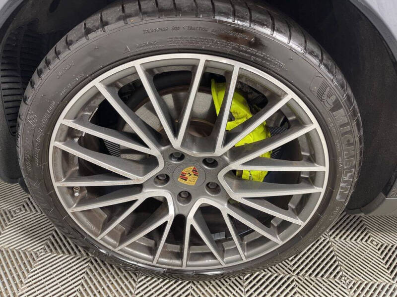 2022 Porsche Cayenne