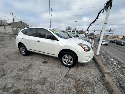2015 Nissan Rogue Select for sale at AA Auto Sales in Independence MO