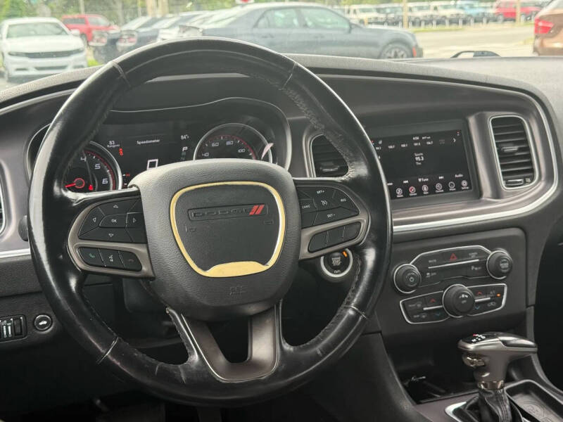 2020 Dodge Charger SXT