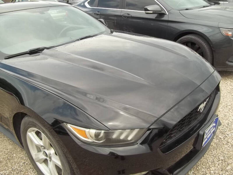 2017 Ford Mustang V6
