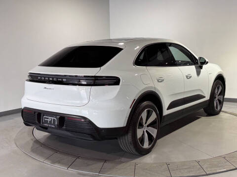 2024 Porsche Macan 4 Electric