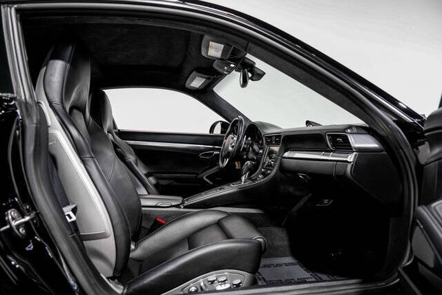 2014 Porsche 911 Carrera 4S