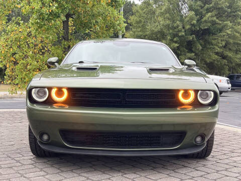 2021 Dodge Challenger SXT