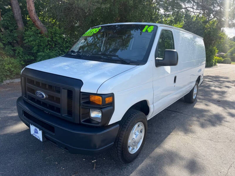 2014 Ford E-Series E-150