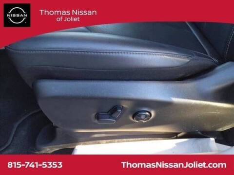 2024 Chrysler Pacifica Plug-In Hybrid Select