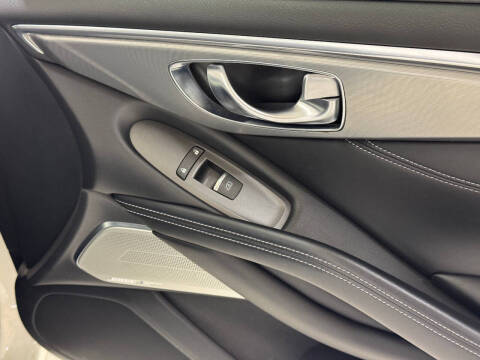 2017 Infiniti Q60 3.0T Premium