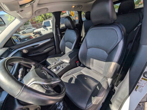 2019 Infiniti QX50 Essential