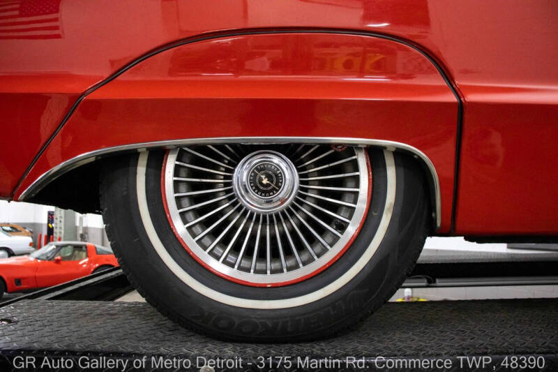 1965 Ford Thunderbird