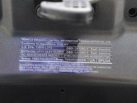 2026 Nissan Pathfinder SV