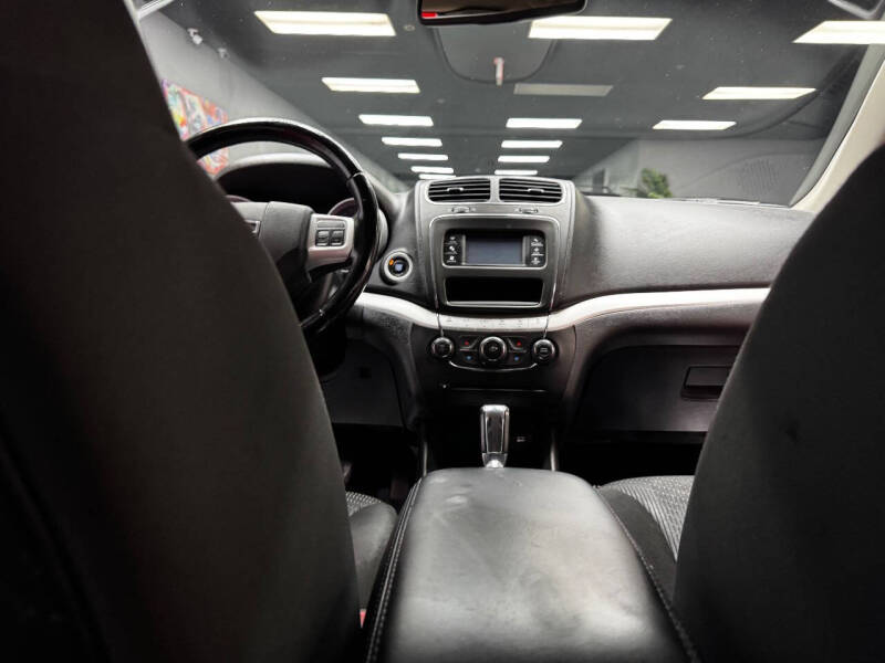 2020 Dodge Journey SE Value