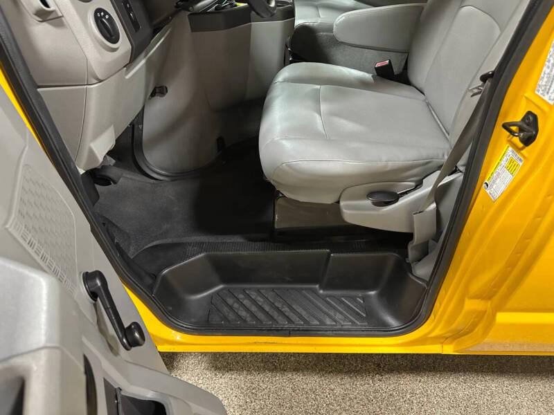 2011 Ford E-Series