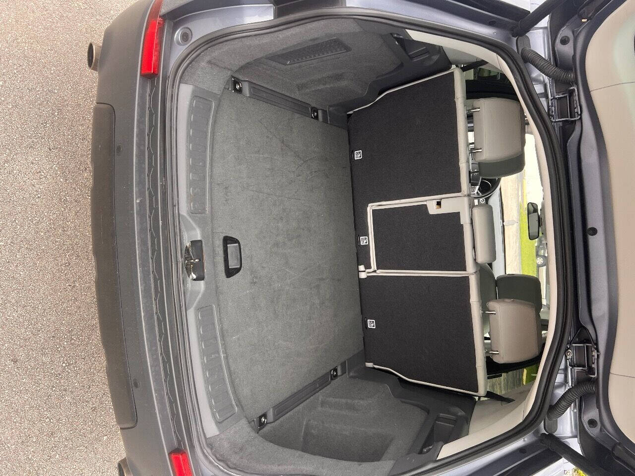 2019 LAND ROVER Discovery Sport SUV / Crossover - $19,650
