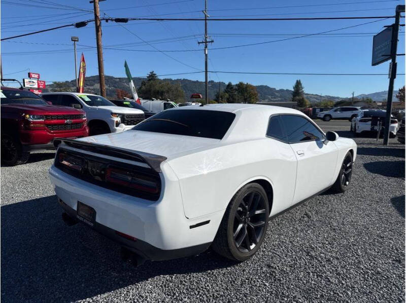 2019 Dodge Challenger SXT
