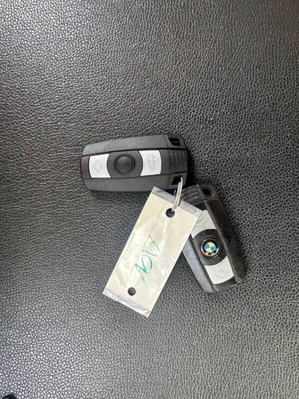 2011 BMW 3 Series 328i